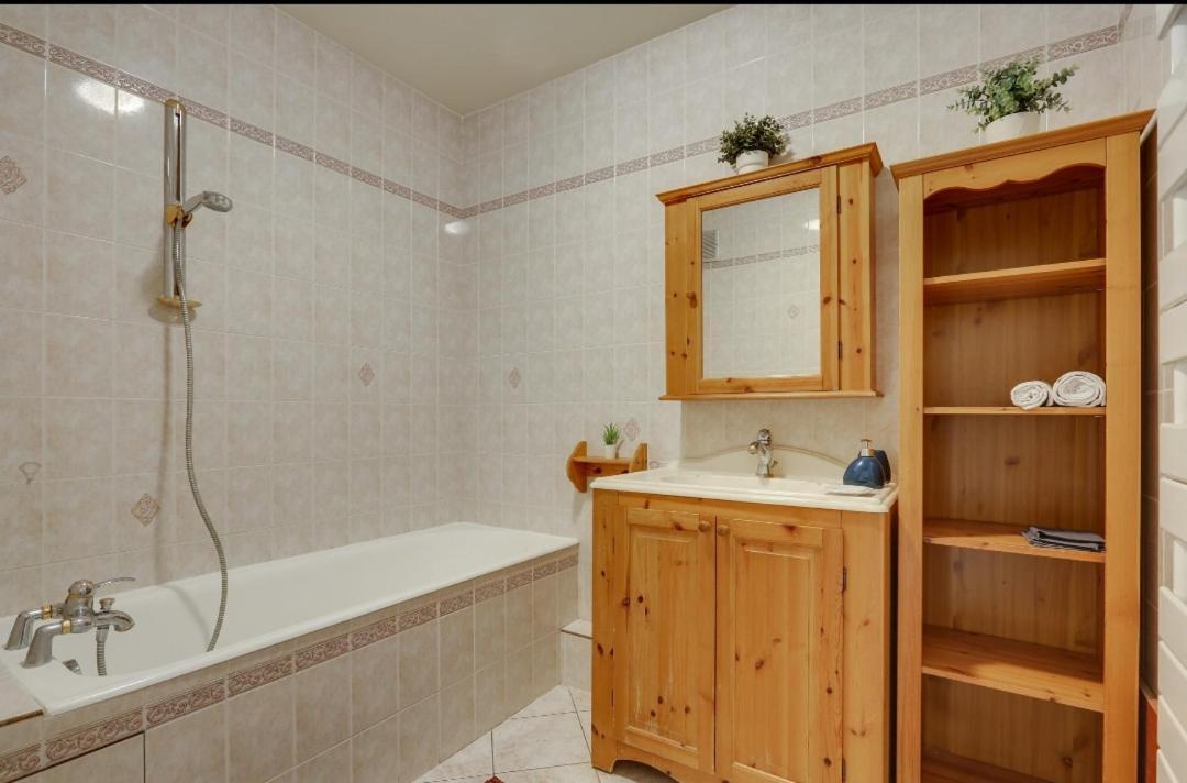 3 Ch 7 Personnes Calme Proche Paris Apartment Ris-Orangis Luaran gambar